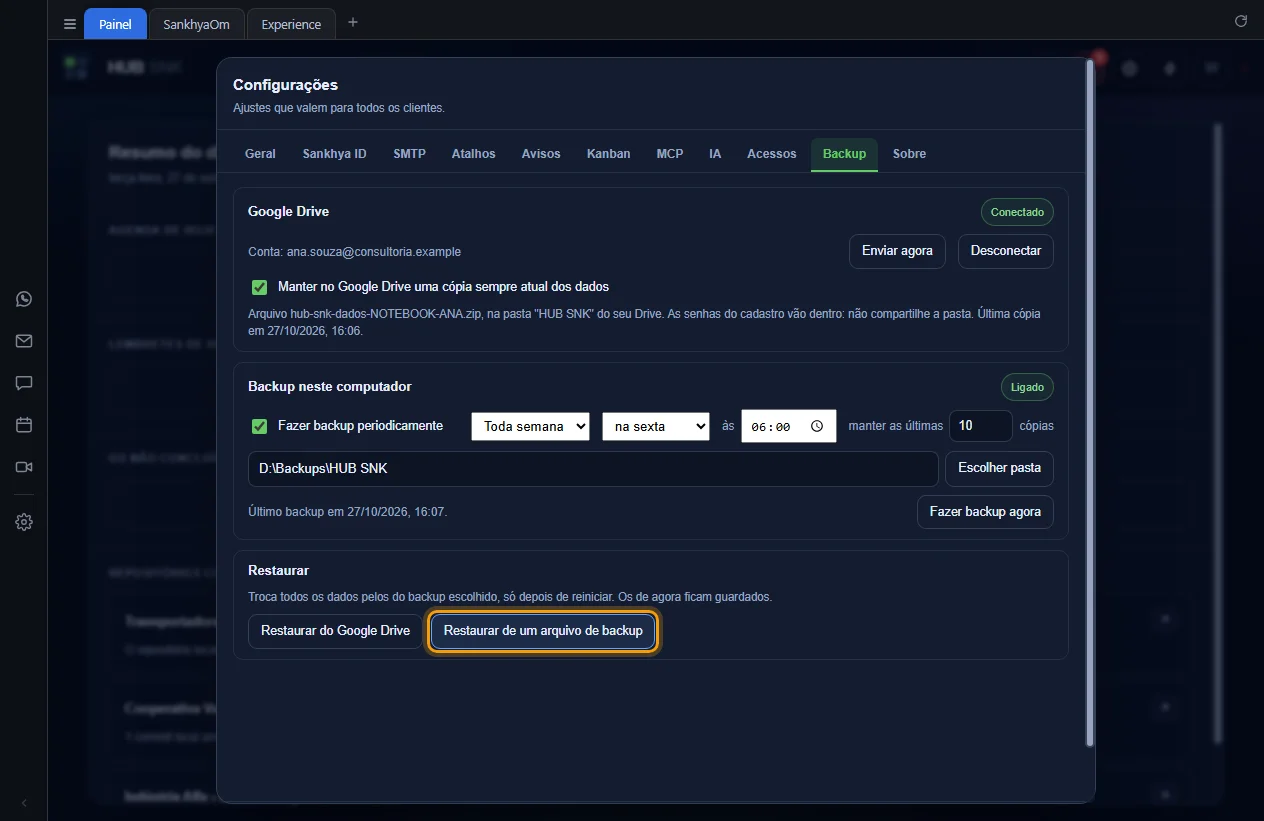 Botão Restaurar de um arquivo de backup destacado