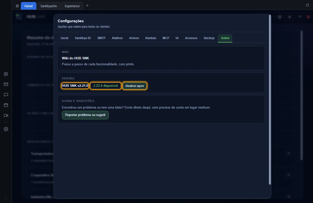 Bloco Versão com a versão instalada, o link da versão disponível e Atualizar agora destacados